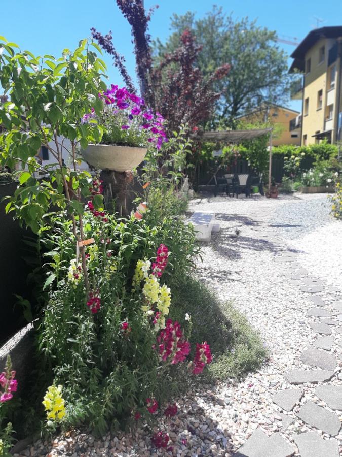 Villa Marianna Garda Lake بسكييرا ديل غاردا المظهر الخارجي الصورة
